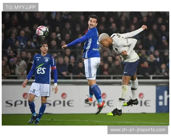 法甲球员整体表现对比及战术适应能力分析 法甲球员整体表现对比及战术适应能力分析